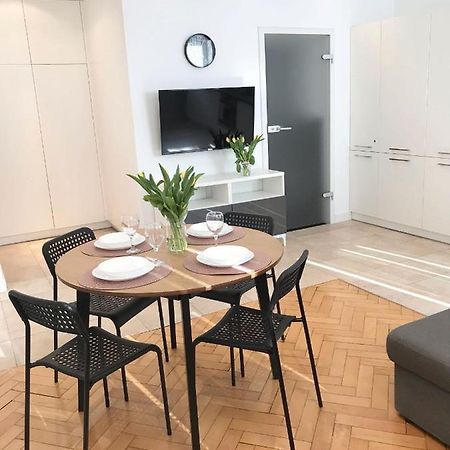 Klimatyczny Apartament Pod Ratuszem -Ul. Slaska 2 Częstochowa Екстериор снимка