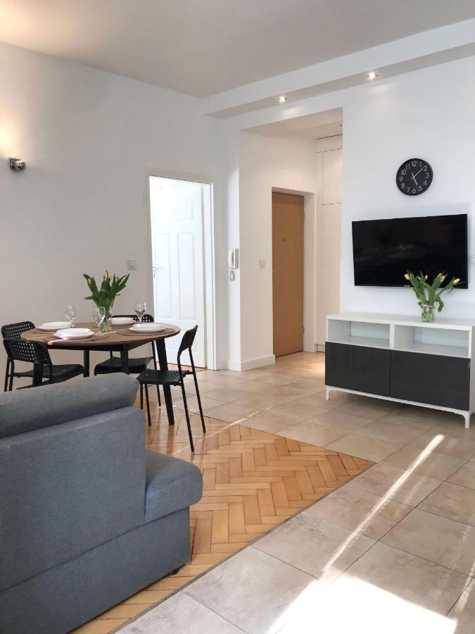 Klimatyczny Apartament Pod Ratuszem -Ul. Slaska 2 Częstochowa Екстериор снимка